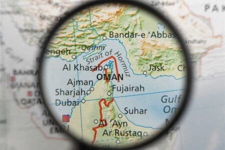 دریا قابلیت محاصره کامل را ندارد دریا قابلیت محاصره کامل را ندارد