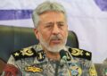 دریادار سیاری: مهیای خلق بیتالمقدسهای دیگر مقابل دشمنان هستیم دریادار سیاری: مهیای خلق بیتالمقدسهای دیگر مقابل دشمنان هستیم