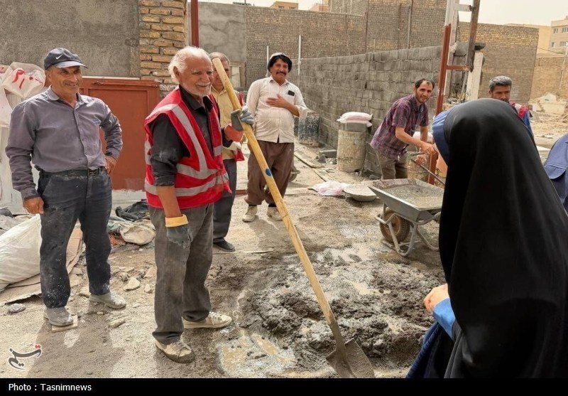 روایتی میدانی از سفر وزیر راه و شهرسازی به قم؛ سازندگی ادامه دارد اخبار استان قم , نهضت ملی مسکن ,