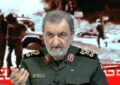 سرلشکر رضایی: آمریکایی ها باید دندان نفت را در خلیج فارس بکشند سرلشکر رضایی: آمریکایی ها باید دندان نفت را در خلیج فارس بکشند