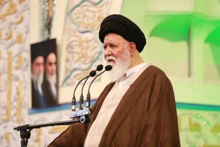 علمالهدی:نوسان قیمت از گرانی هم بدتر است/همه در مقابل معیشت مسئولیم علمالهدی:نوسان قیمت از گرانی هم بدتر است/همه در مقابل معیشت مسئولیم