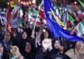 ملت ایران از حق غنیسازی و مطالبات راهبردی عقبنشینی نمیکند ملت ایران از حق غنیسازی و مطالبات راهبردی عقبنشینی نمیکند