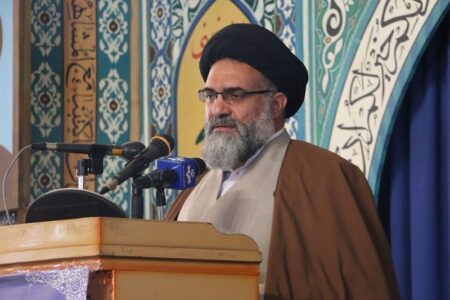 هشدار امام جمعه یاسوج درباره بحران جمعیت و گرانی ازدواج هشدار امام جمعه یاسوج درباره بحران جمعیت و گرانی ازدواج