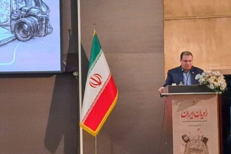 همکاران روابط عمومی در متن میدان روایت جنگ حضور داشتند همکاران روابط عمومی در متن میدان روایت جنگ حضور داشتند
