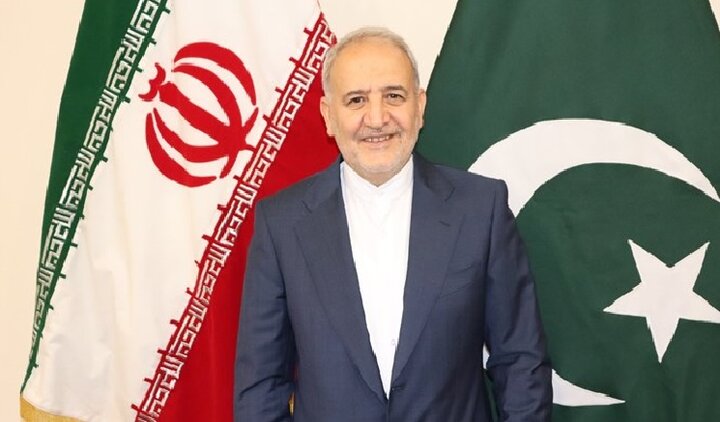 واکنش سفیر ایران در پاکستان به تصویر جنجالی ترامپ واکنش سفیر ایران در پاکستان به تصویر جنجالی ترامپ