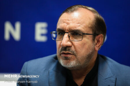 گرانی خودرو قابل توجیه نیست؛ باید با سوداگران و محتکران برخورد شود گرانی خودرو قابل توجیه نیست؛ باید با سوداگران و محتکران برخورد شود