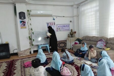 گفتوگوی خواندنی تسنیم با معلم فداکار و عاشق؛ وقتی خانه، مدرسه شد گفتوگوی خواندنی تسنیم با معلم فداکار و عاشق؛ وقتی خانه، مدرسه شد
