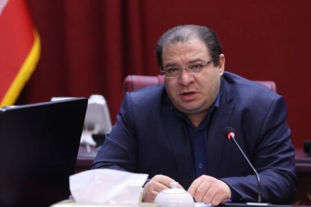 گلزاری: کشور درگیر جهاد اکبر صرفهجویی است گلزاری: کشور درگیر جهاد اکبر صرفهجویی است