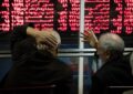 آخرین وضعیت بورس امروز ۱۸ خرداد ۱۴۰۵ / رنگ قرمز بر تابلوی معاملات بورس تهران غلبه کرد آخرین وضعیت بورس امروز ۱۸ خرداد ۱۴۰۵ / رنگ قرمز بر تابلوی معاملات بورس تهران غلبه کرد