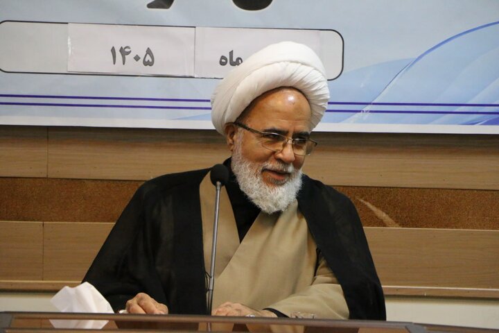 امام جمعه کرمانشاه: حفظ انسجام ملی بزرگترین معروف امروز است امام جمعه کرمانشاه: حفظ انسجام ملی بزرگترین معروف امروز است
