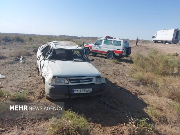 امدادرسانی به ۲ سانحه رانندگی محور میامی-سبزوار؛ یک نفر جان باخت امدادرسانی به ۲ سانحه رانندگی محور میامی-سبزوار؛ یک نفر جان باخت