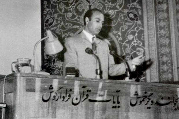 «بازگشت به خویشتن» شریعتی؛چالشبرانگیزترین مفهوم تاریخ روشنفکری ایران «بازگشت به خویشتن» شریعتی؛چالشبرانگیزترین مفهوم تاریخ روشنفکری ایران