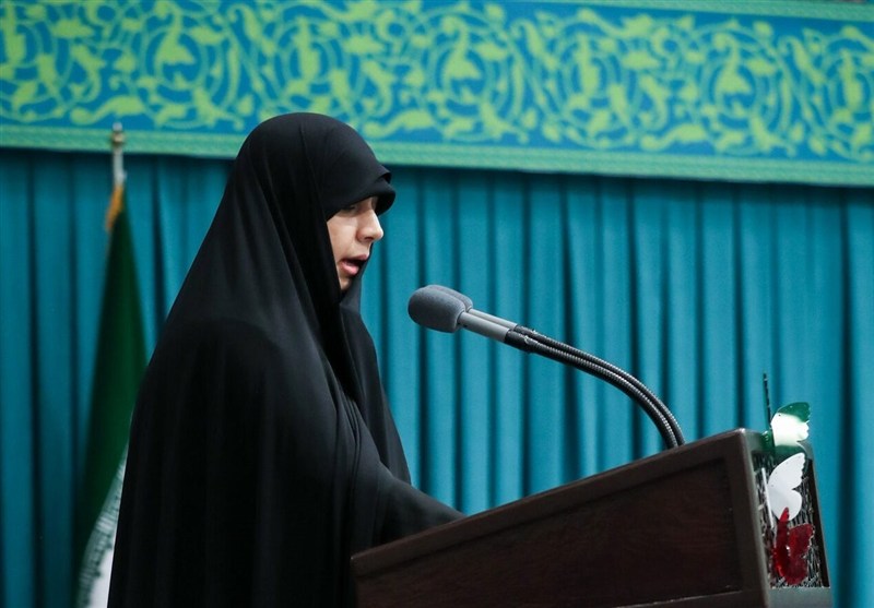 دختر شهید سلامی: پدرم فقط فرمانده سپاه نبود، فرمانده حقیقت و معنا بود دختر شهید سلامی: پدرم فقط فرمانده سپاه نبود، فرمانده حقیقت و معنا بود