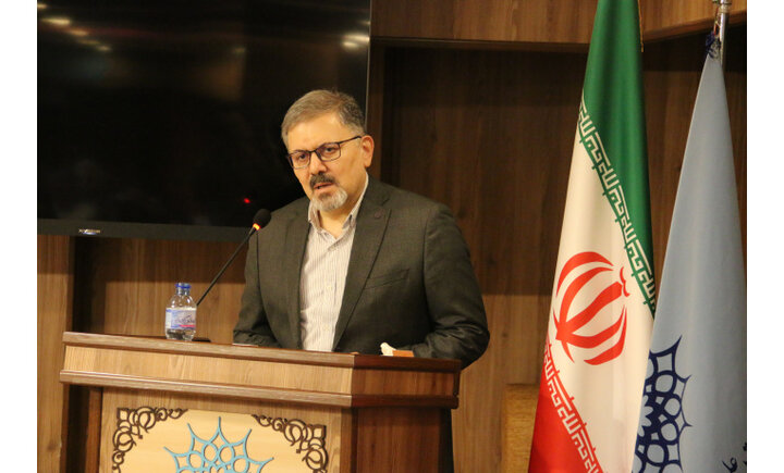 دقت در نسبت علوم انسانی غربی با فرهنگ ایرانی و اسلامی بسیار مهم است دقت در نسبت علوم انسانی غربی با فرهنگ ایرانی و اسلامی بسیار مهم است