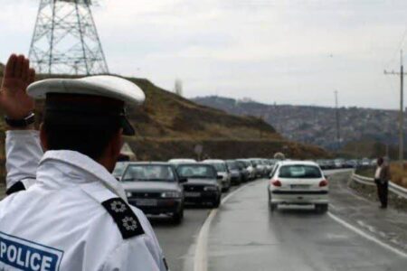 رانندگان با رعایت سرعت مجاز از وقوع حوادث رانندگی جلوگیری کنند رانندگان با رعایت سرعت مجاز از وقوع حوادث رانندگی جلوگیری کنند
