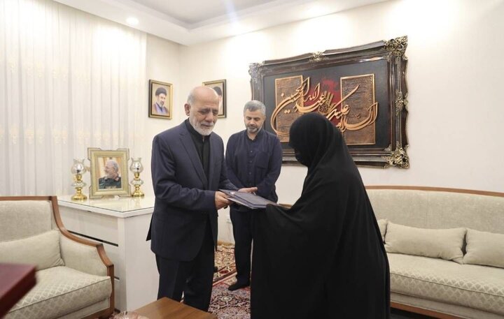 شهید پاکپور، مرد میدان، معمار تحولات عملیاتی و الگوی مدیریت جهادی بود شهید پاکپور، مرد میدان، معمار تحولات عملیاتی و الگوی مدیریت جهادی بود