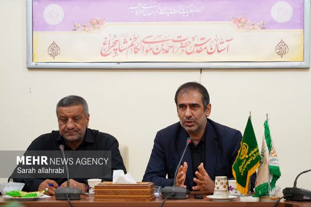 صحرائیان: خیرین فارس پای کار بازسازی خسارتهای جنگ آمدند صحرائیان: خیرین فارس پای کار بازسازی خسارتهای جنگ آمدند
