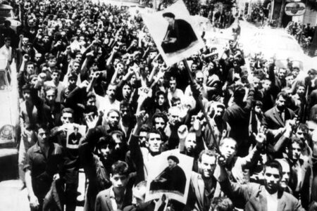 پیام ۱۵ خرداد این بود که «توسعه آمرانه» فرجامی جز تقابل نخواهد داشت پیام ۱۵ خرداد این بود که «توسعه آمرانه» فرجامی جز تقابل نخواهد داشت