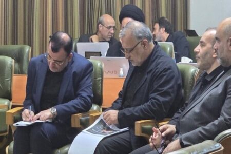 پیش بینی حضور ۱۵ میلیون نفر در مراسم تشییع رهبر شهید پیش بینی حضور ۱۵ میلیون نفر در مراسم تشییع رهبر شهید