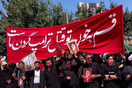 بار انتقام با چه وجهی روی دوش مردم است؟ بار انتقام با چه وجهی روی دوش مردم است؟