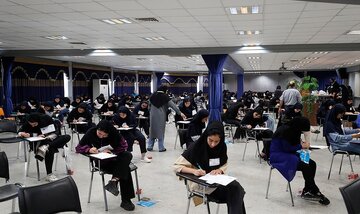 توئیت عجیب یکمراقب امتحان نهایی درباره تقلب/ عکس توئیت عجیب یکمراقب امتحان نهایی درباره تقلب/ عکس