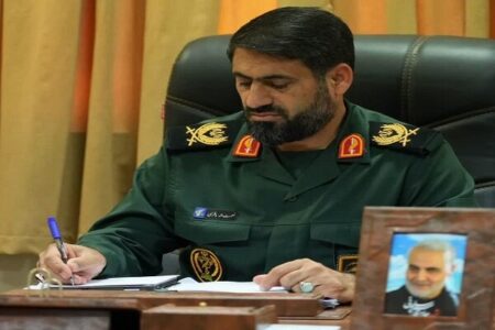 فرمانده سپاه لرستان درگذشت پیر غلام و مداح خرمآبادی را تسلیت گفت فرمانده سپاه لرستان درگذشت پیر غلام و مداح خرمآبادی را تسلیت گفت