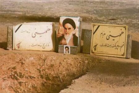 ماجرای انتخاب محل دفن رهبر کبیر انقلاب/چرا امام در قم و مشهد دفن نشد؟ ماجرای انتخاب محل دفن رهبر کبیر انقلاب/چرا امام در قم و مشهد دفن نشد؟