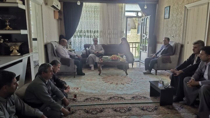آزادگان الگوهای صبر، ایمان و مقاومت برای نسلهای آینده هستند آزادگان الگوهای صبر، ایمان و مقاومت برای نسلهای آینده هستند