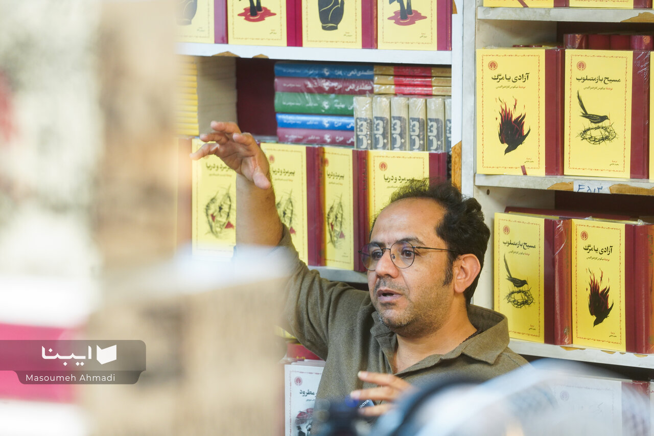 احسان عبدیپور از خطر فروپاشی اجتماعی میگوید / هشدار درباره جنگ روایتها و قضاوتهای شتابزده چه چیزهایی هنوز میتواند ما را کنار هم نگه دارد