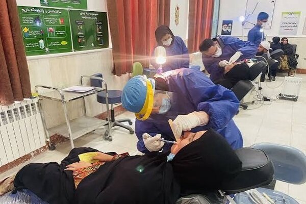 ارائه خدمات پزشکی به بیش از ۲ هزار نفر در مناطق کمبرخوردار همدان ارائه خدمات پزشکی به بیش از ۲ هزار نفر در مناطق کمبرخوردار همدان
