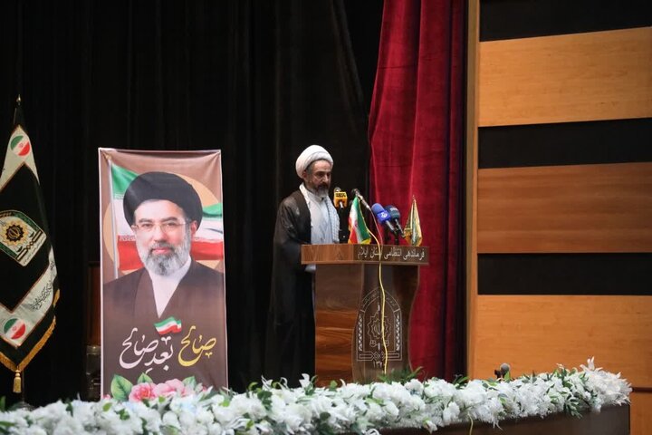 امنیت مردم ثمره مجاهدت حافظان امنیت است امنیت مردم ثمره مجاهدت حافظان امنیت است