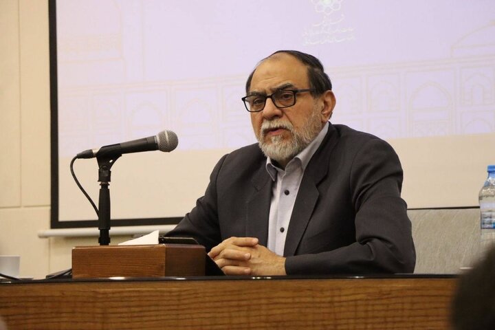 رحیم پور ازغدی: انقلاب اسلامی گرفتار ابوموسی اشعریهاست رحیم پور ازغدی: انقلاب اسلامی گرفتار ابوموسی اشعریهاست