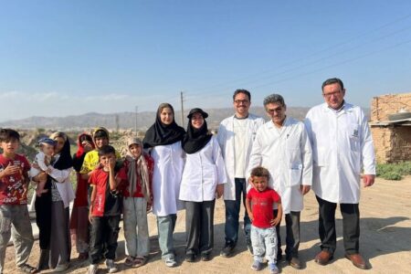 عمادی: خدمات پزشکی نباید محدود به بیمارستان و درمانگاه باشد عمادی: خدمات پزشکی نباید محدود به بیمارستان و درمانگاه باشد