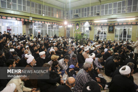 مراسم اربعین رهبر شهید در دفتر آیتالله سیستانی در قم برگزار میشود مراسم اربعین رهبر شهید در دفتر آیتالله سیستانی در قم برگزار میشود