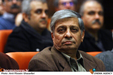 «احمد ضابطی جهرمی» صاحب «نشان عالی خورشید» میشود «احمد ضابطی جهرمی» صاحب «نشان عالی خورشید» میشود