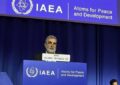 ایران تسلیم فشارها نمیشود؛ برنامه هستهای ما صلحآمیز است ایران تسلیم فشارها نمیشود؛ برنامه هستهای ما صلحآمیز است