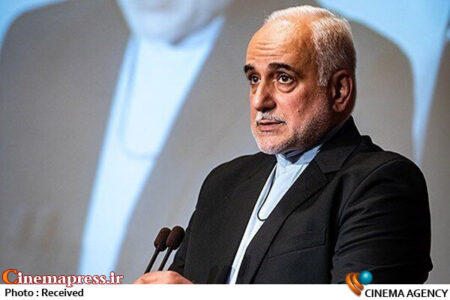 در جهانی که «جوانمردی» بهپایان رسیده است «ایرانیها» باید «روح پهلوانی» را در دنیا پاس بدارند/ «آمریکا» بدون «اغنای افکار عمومی» خود هیچگاه وارد جنگی نشده است در جهانی که «جوانمردی» بهپایان رسیده است «ایرانیها» باید «روح پهلوانی» را در دنیا پاس بدارند/ «آمریکا» بدون «اغنای افکار عمومی» خود هیچگاه وارد جنگی نشده است