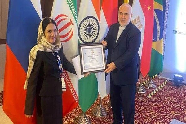 درخشش بانوی فناور ایرانی در مسابقات استارتاپی زنان بریکس ۲۰۲۶ درخشش بانوی فناور ایرانی در مسابقات استارتاپی زنان بریکس ۲۰۲۶