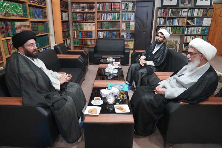 ضرورت تبیین جایگاه واقعی امام زمان(عج) در زندگی مردم ضرورت تبیین جایگاه واقعی امام زمان(عج) در زندگی مردم