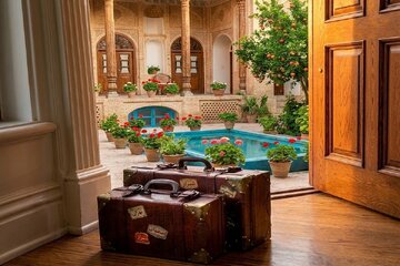 از «حق بازگشت» به وطن تا «نمایش سیاسی» / بازگشت چهرههای خارج از کشور زیر ذرهبین مخاطبان از «حق بازگشت» به وطن تا «نمایش سیاسی» / بازگشت چهرههای خارج از کشور زیر ذرهبین مخاطبان