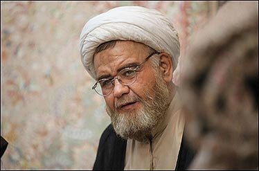 از نقی معمولی تا بایرام و عبدالحمید ریگی؛ پشتپرده لهجههایی که بازیگرها برای نقش ساختند از نقی معمولی تا بایرام و عبدالحمید ریگی؛ پشتپرده لهجههایی که بازیگرها برای نقش ساختند