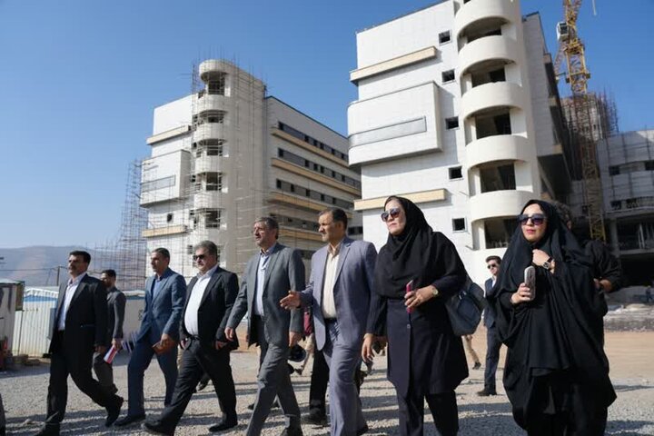 بیمارستان «نیایش» روی ریل تکمیل؛ ۶۱۵ تخت برای آینده درمان لرستان بیمارستان «نیایش» روی ریل تکمیل؛ ۶۱۵ تخت برای آینده درمان لرستان