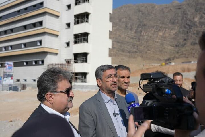 بیمارستان «نیایش» روی ریل تکمیل؛ ۶۱۵ تخت برای آینده درمان لرستان بیمارستان «نیایش» روی ریل تکمیل؛ ۶۱۵ تخت برای آینده درمان لرستان