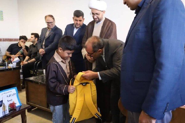 نوری: دانشآموزان سفیران ترویج مصرف نان کامل شوند نوری: دانشآموزان سفیران ترویج مصرف نان کامل شوند